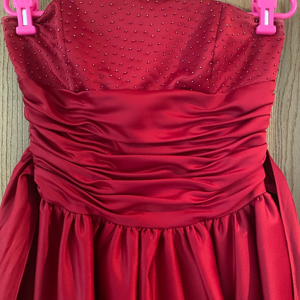 Eden Maids Bridesmaids Collection. Red. Pre-owned. Excellent condition.